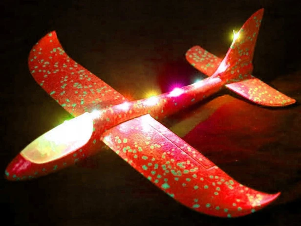 SAMOLOT STYROPIANOWY STYROPIANU 47cm ŚWIECĄCY LED SZYBOWIEC RZUTKA DUŻY