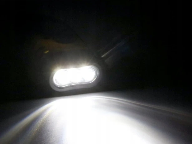 LATARKA DYNAMO SOLARNA 3 LED KINETYCZNA RĘCZNA NAKRĘCANA NA KORBKĘ KLIPS