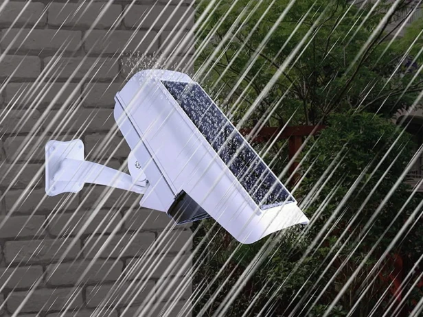 Atrapa kamery monitoringowej Verk Group Lampa solarna atrapa kamery